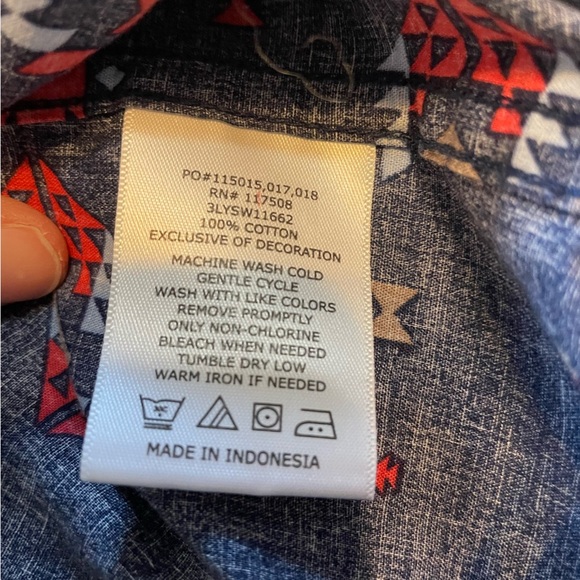 Levi's Men short sleeve Aztec Southwestern button up shirt XL - Picture 9 of 9